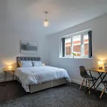 Chic Studio Living: Suite 6