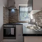 Chic Studio Living: Suite 6